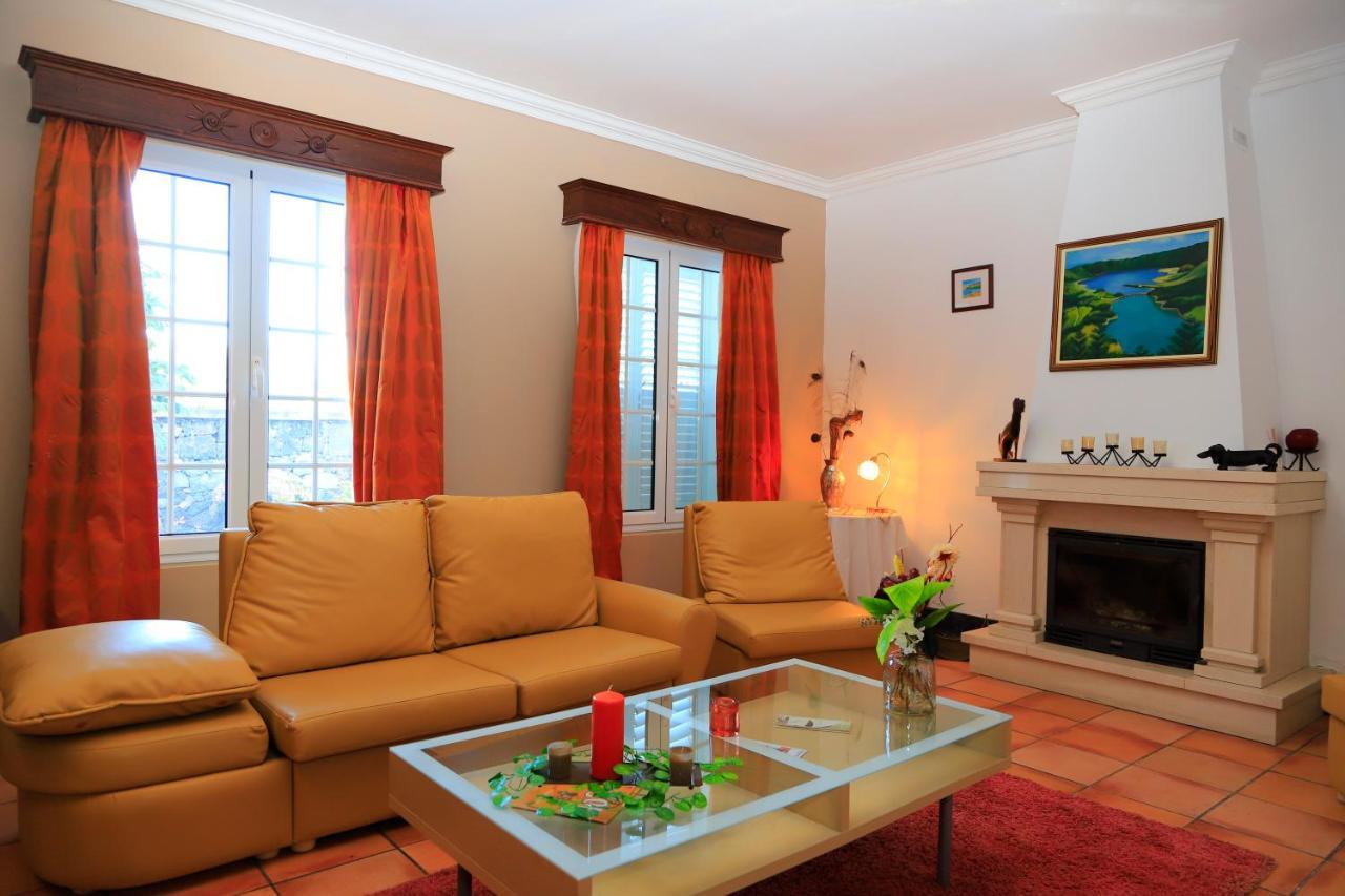 Bella Italia Populo Guest House Ponta Delgada Exteriör bild