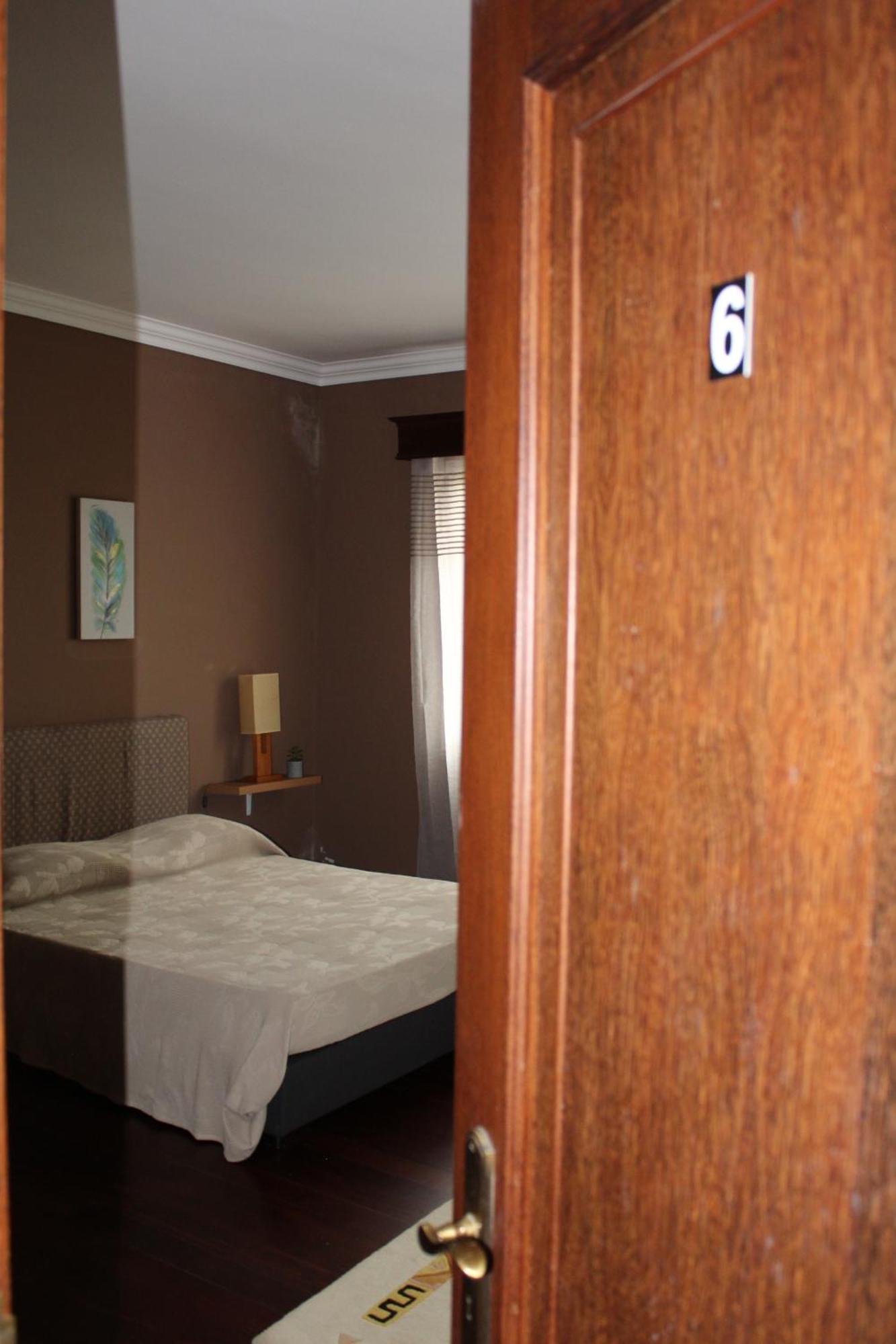 Bella Italia Populo Guest House Ponta Delgada Exteriör bild